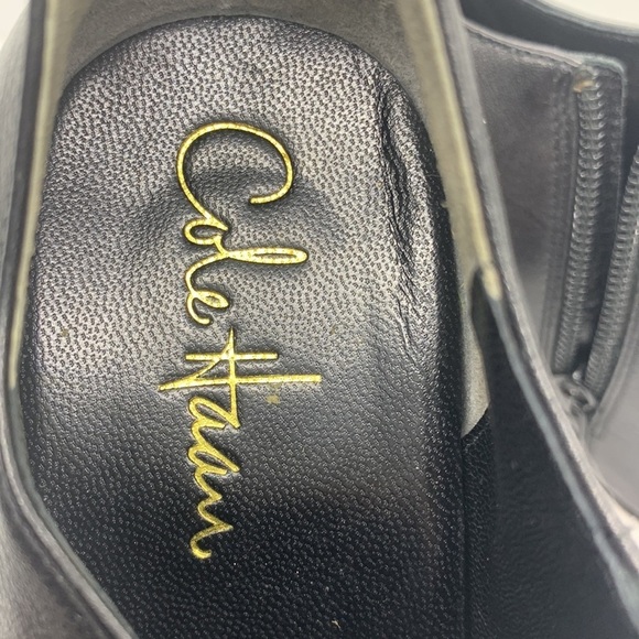 Cole Haan Ankle Boot/Heels Size 8.5B - Picture 5 of 6